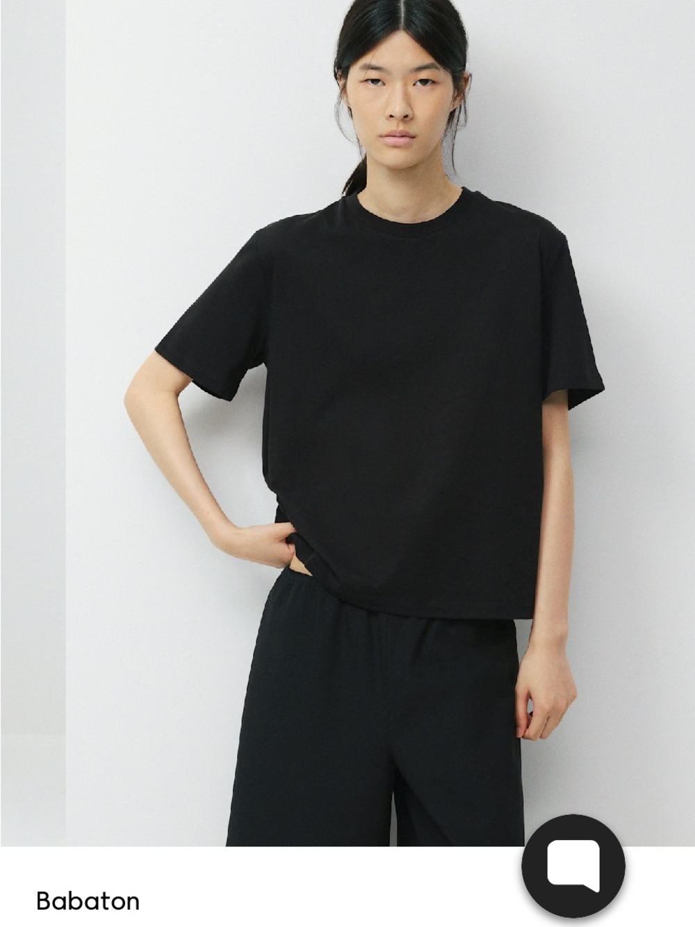 Babaton Black Relaxes Short-Sleeve Tee